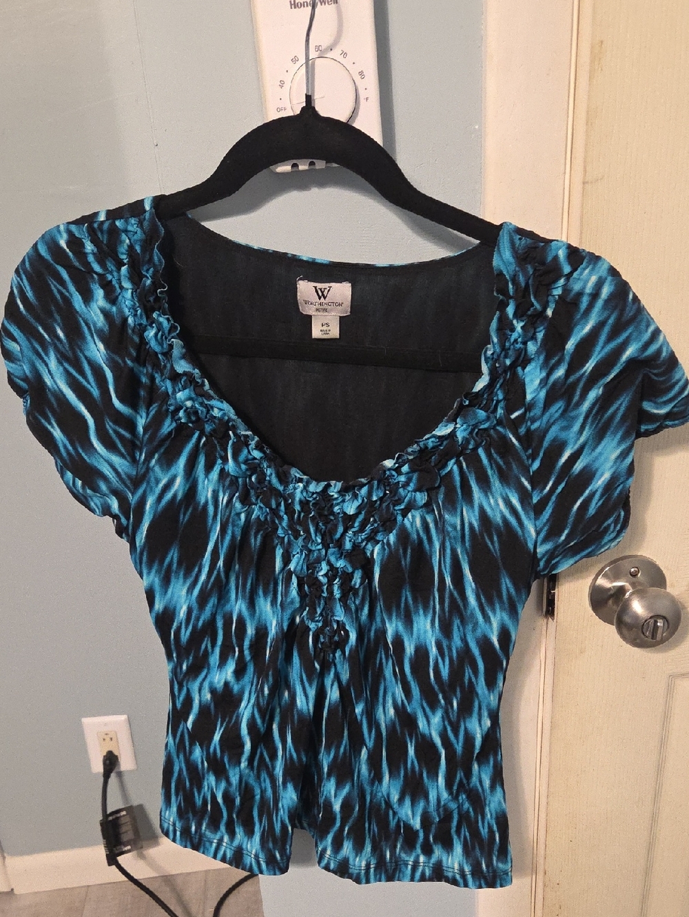 Worthington Black and Blue Ruffle-Front Short Sleeve Top